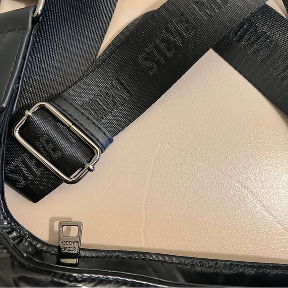 Steve Madden Puffer Shoulder Bag - Picture 5 of 13